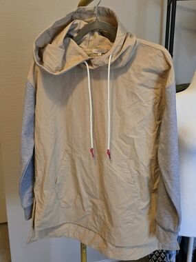 Calme Johnny Was Oversized Mixed Media Beige and Gray Hooded Jacket NWT